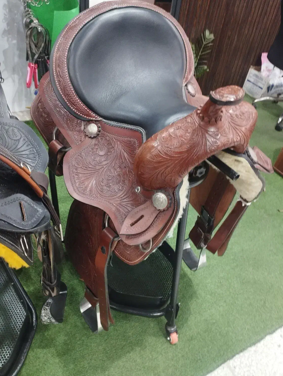 زین کابوبی اصل|اسب و تجهیزات اسب‌سواری|شوشتر, |دیوار