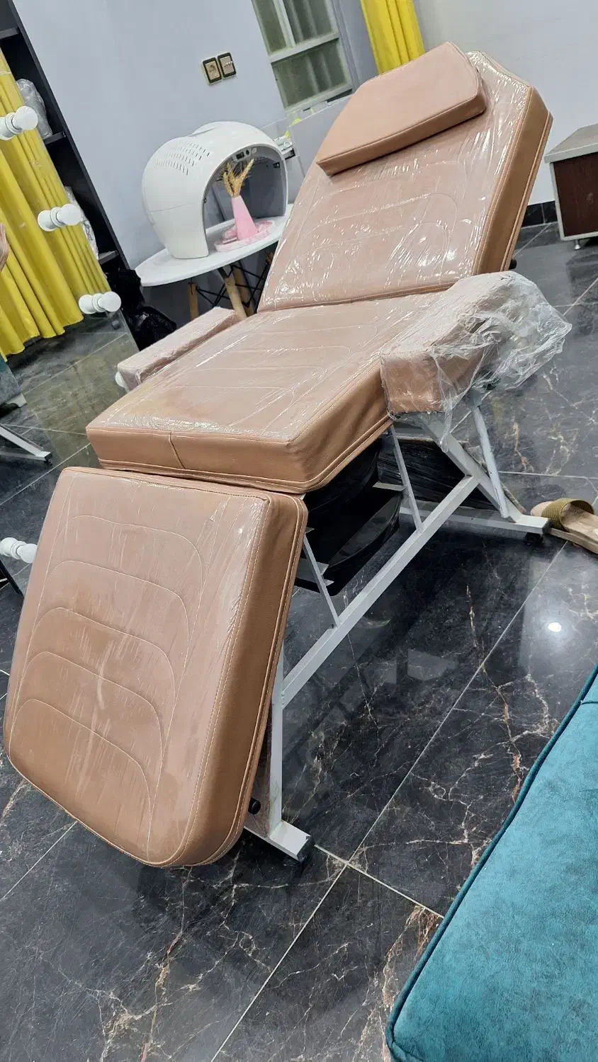 تخت و صندلی نو|آرایشگاه و سالن‌های زیبایی|اندیمشک, |دیوار