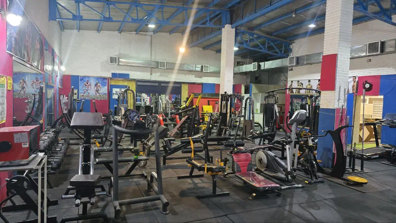 اجاره سانس صبح باشگاه بدنسازی بانوان|اجارهٔ دفتر صنعتی، کشاورزی، تجاری|فولادشهر, B5|دیوار