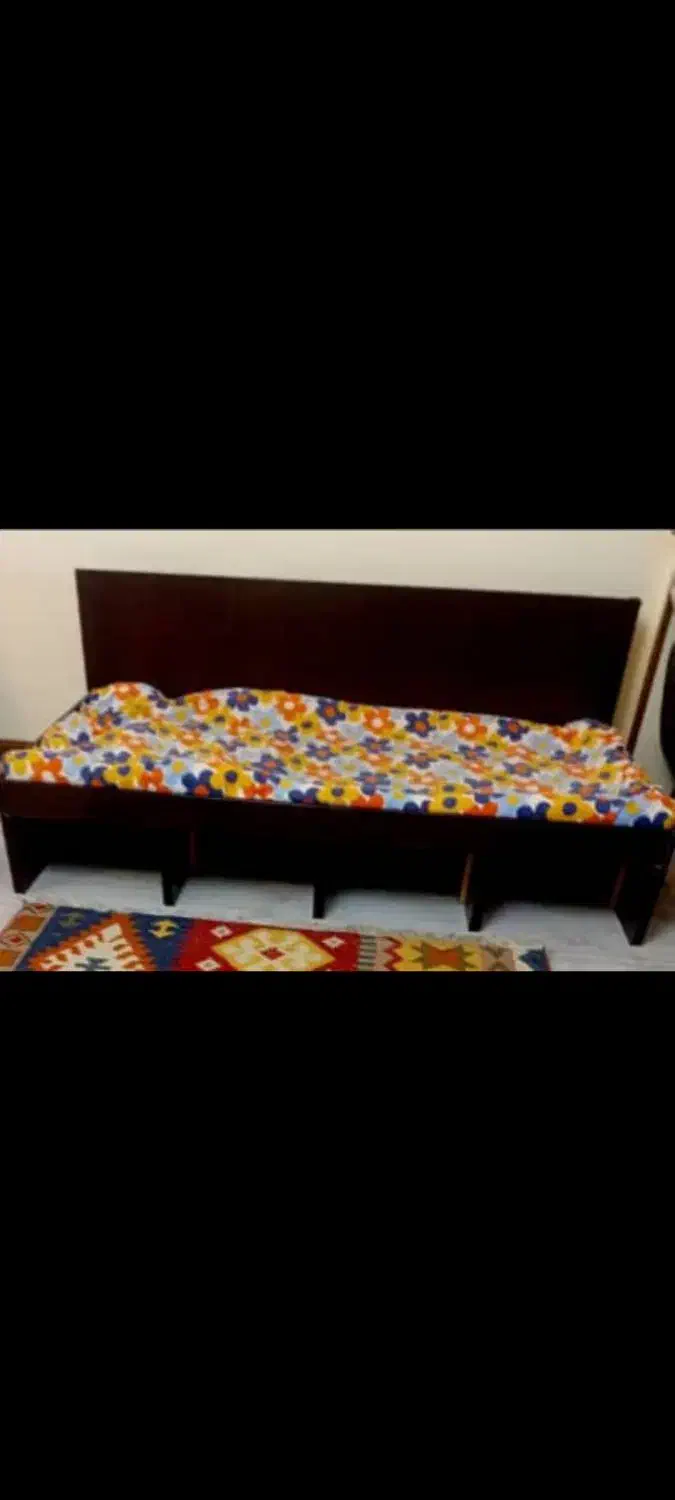 تخت نیمکتی چوب راش یک نفره|تخت و سرویس خواب|تهران, اقدسیه|دیوار