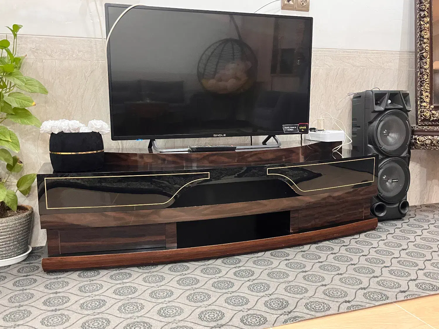 آینه کنسول میزتلوزیون|بوفه، ویترین، کنسول|مهریز, |دیوار