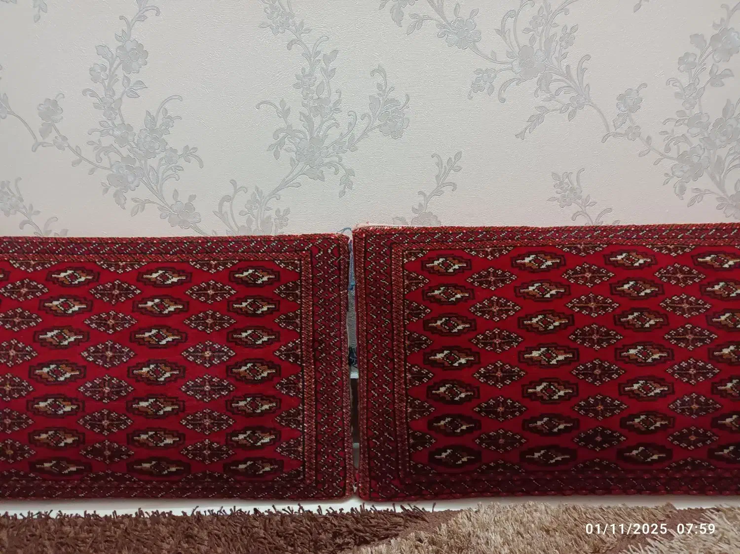 یک جفت  پشتی دستباف|پشتی|بروجرد, |دیوار