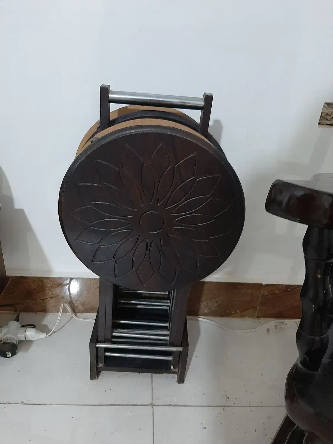 میز عسلی کاملا تمیز و نو|مبلمان خانگی و میز عسلی|زابل, |دیوار