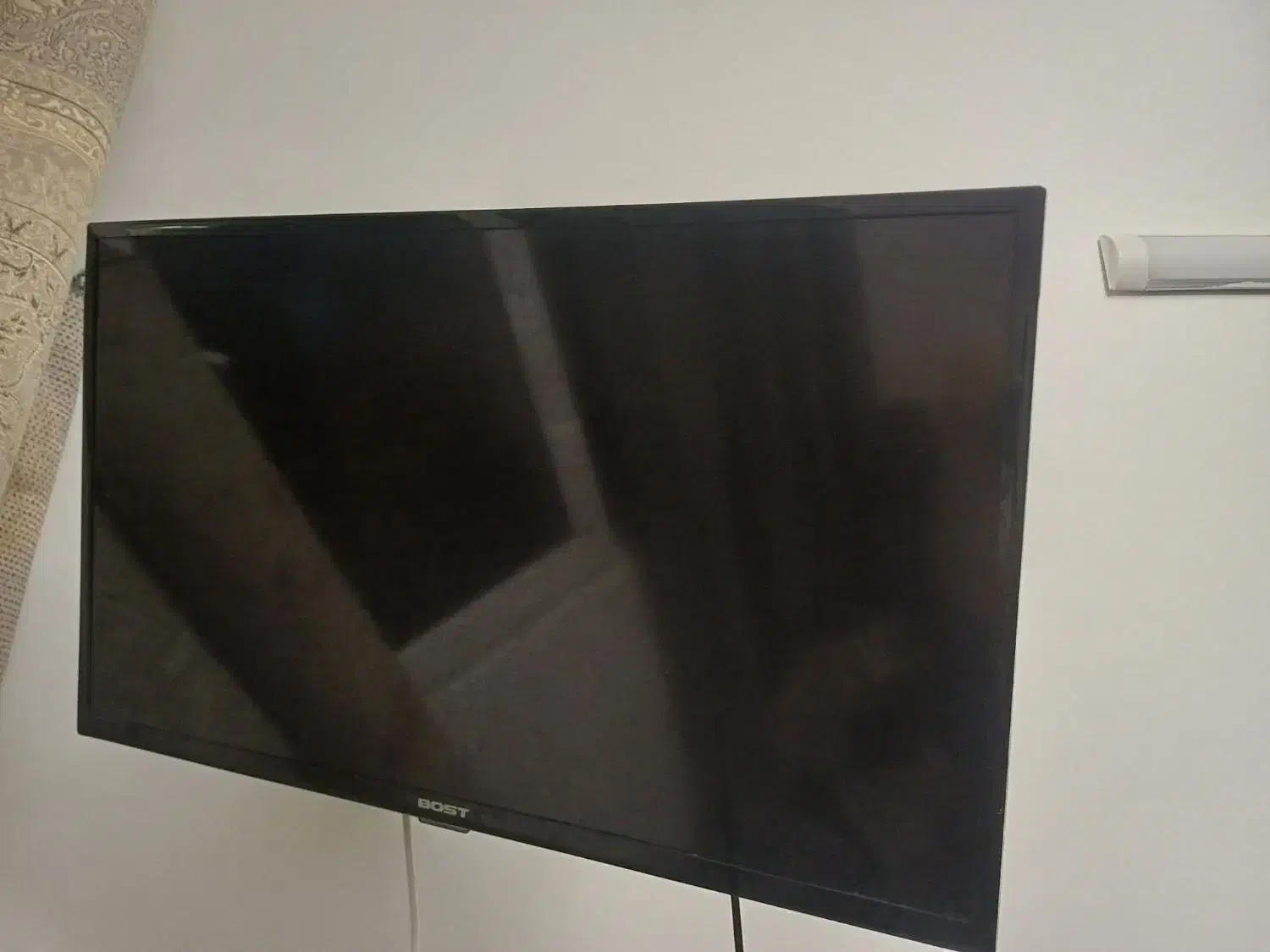 تلویزیون|تلویزیون و پروژکتور|کیش, |دیوار