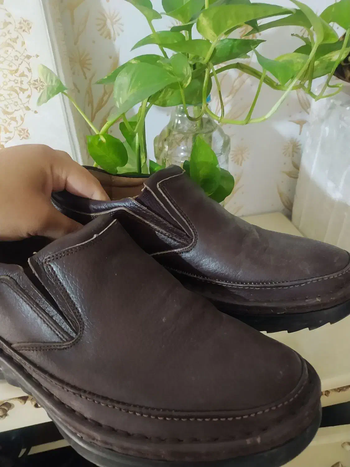 کفش چرم اصل تبریز 2 ماه استفاده شده سایز41|کیف، کفش، کمربند|محمدیه-قزوین, |دیوار