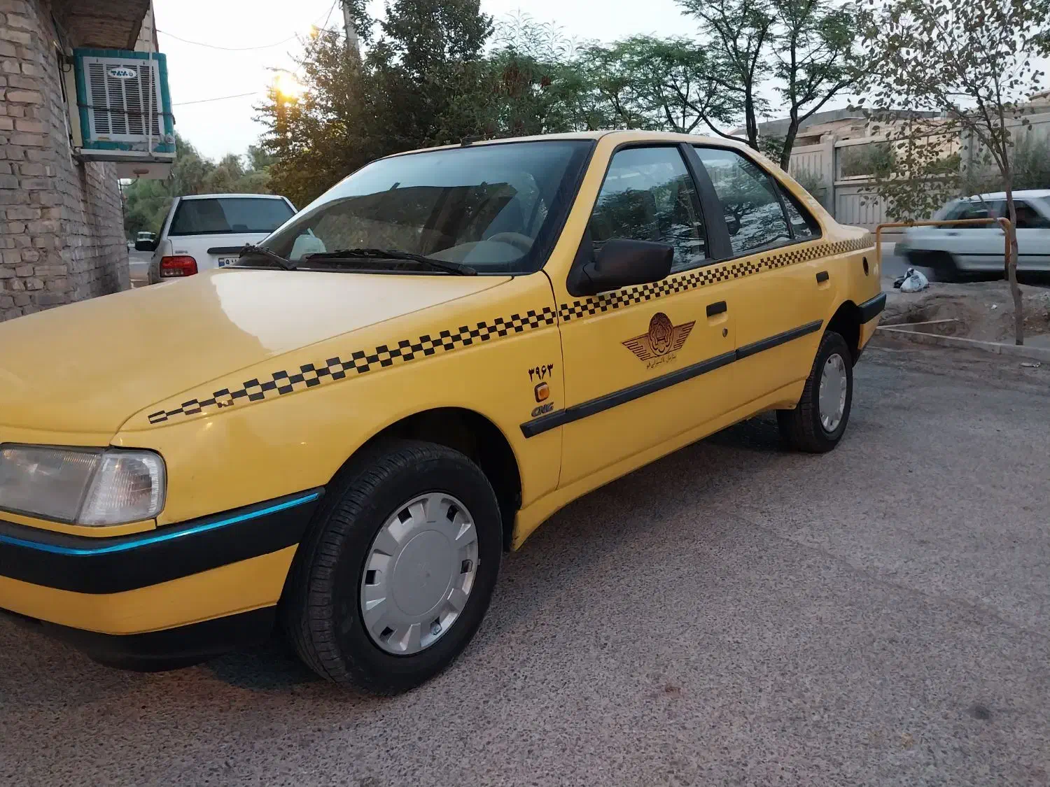 پژو ۹۶ گردشی بدون رنگ عروسک|خودرو سواری و وانت|قم, کوه سفید|دیوار