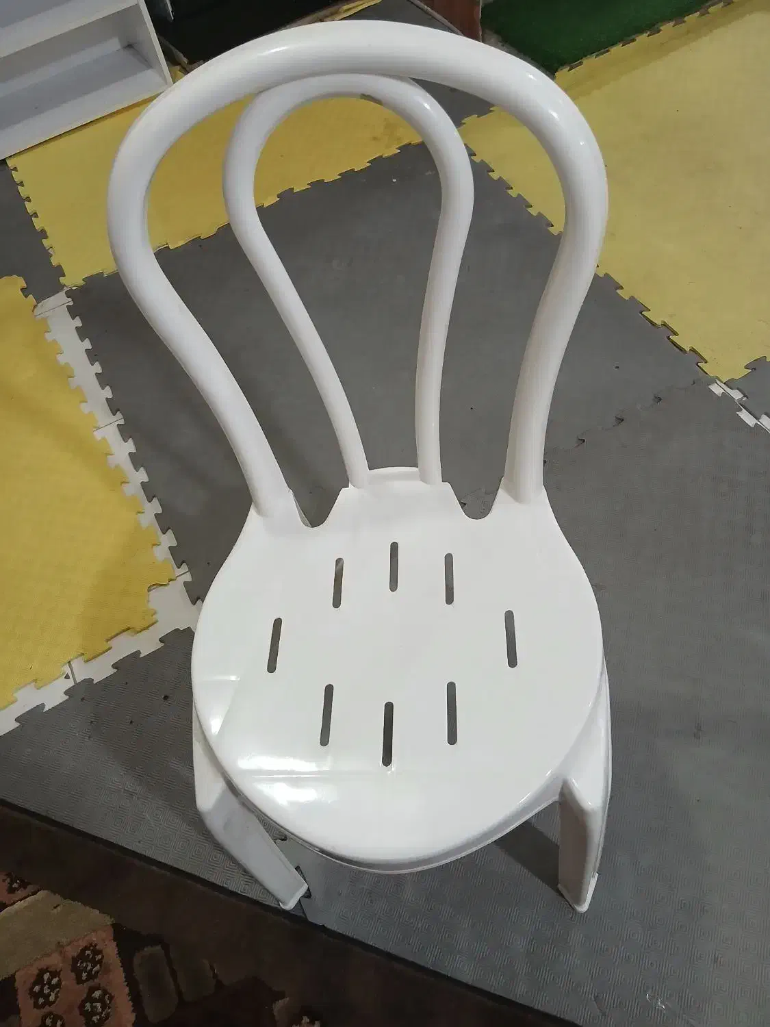 صندلی کودک|صندلی و نیمکت|زنجان, |دیوار