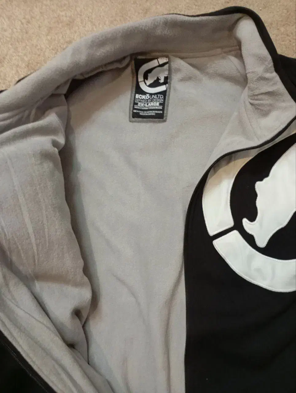 سویشرت اورجینال ECKO اکو|لباس|همدان, |دیوار