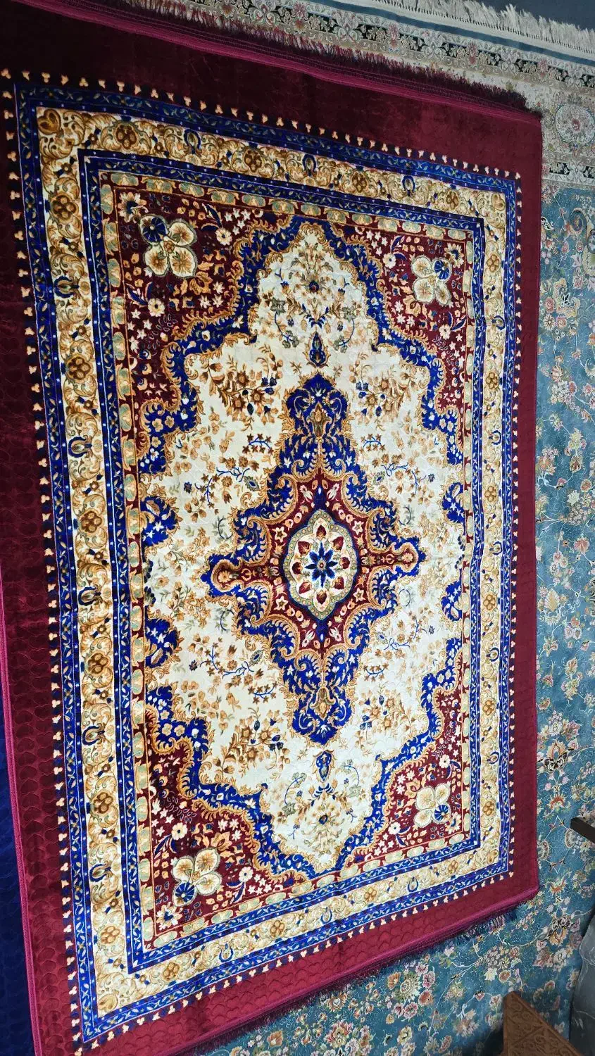 پتوفرش کل برجسته بسیار نرم خوش نقش|فرش|مشهد, آیت الله کاشانی|دیوار