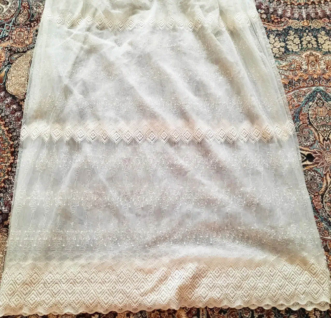 پرده سفید شیری شاین دار|پرده، رانر، رومیزی|تربت جام, شیخ احمد جامی|دیوار