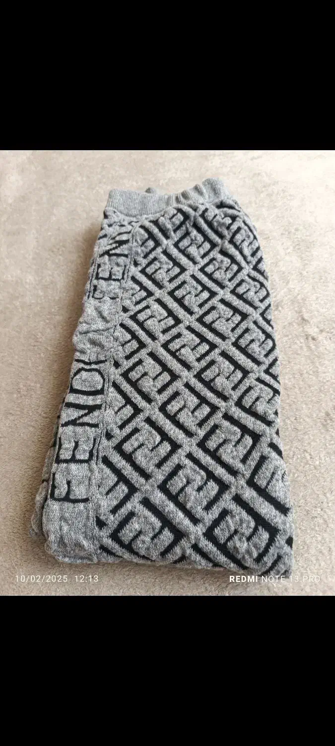 لباس پاییزه|لباس|کاشان, معلم|دیوار