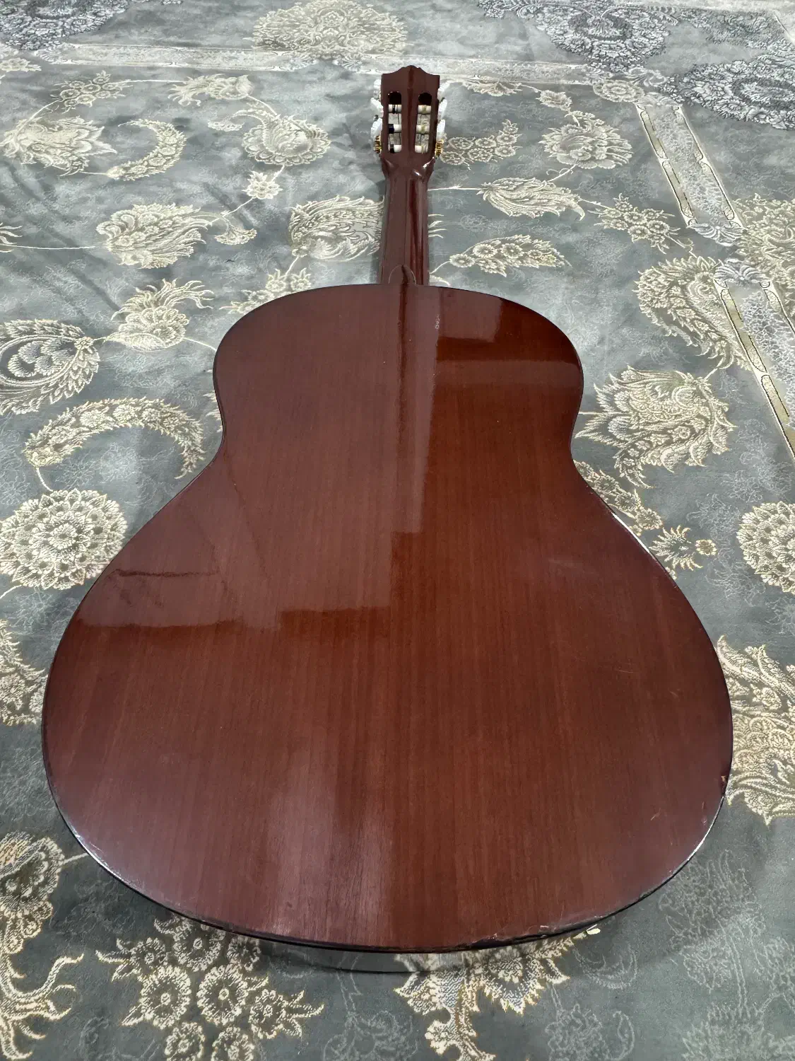 گیتار یاماها c70|گیتار، بیس، امپلیفایر|اندیشه, اندیشه فاز ۴|دیوار