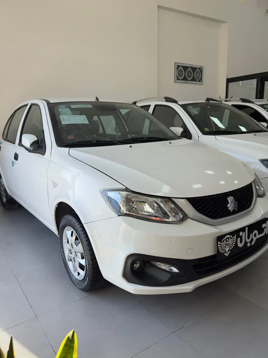 ساینا ۴۰۴ فروش نقد اقساط و معاوضه با خودرو|خودرو سواری و وانت|بوشهر, |دیوار