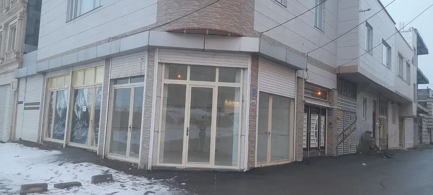 اجاره مغازه ۲۵ متری سه‌نبش موقعیت عالی در دهگلان|اجارهٔ مغازه و غرفه|دهگلان, |دیوار