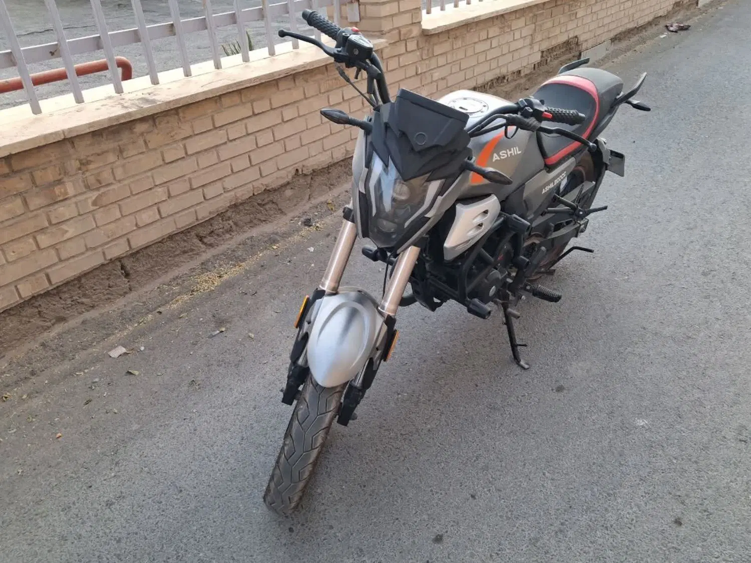موتور آشیل 200 CC|موتورسیکلت|کاشان, فاز ۲ ناجی آباد|دیوار