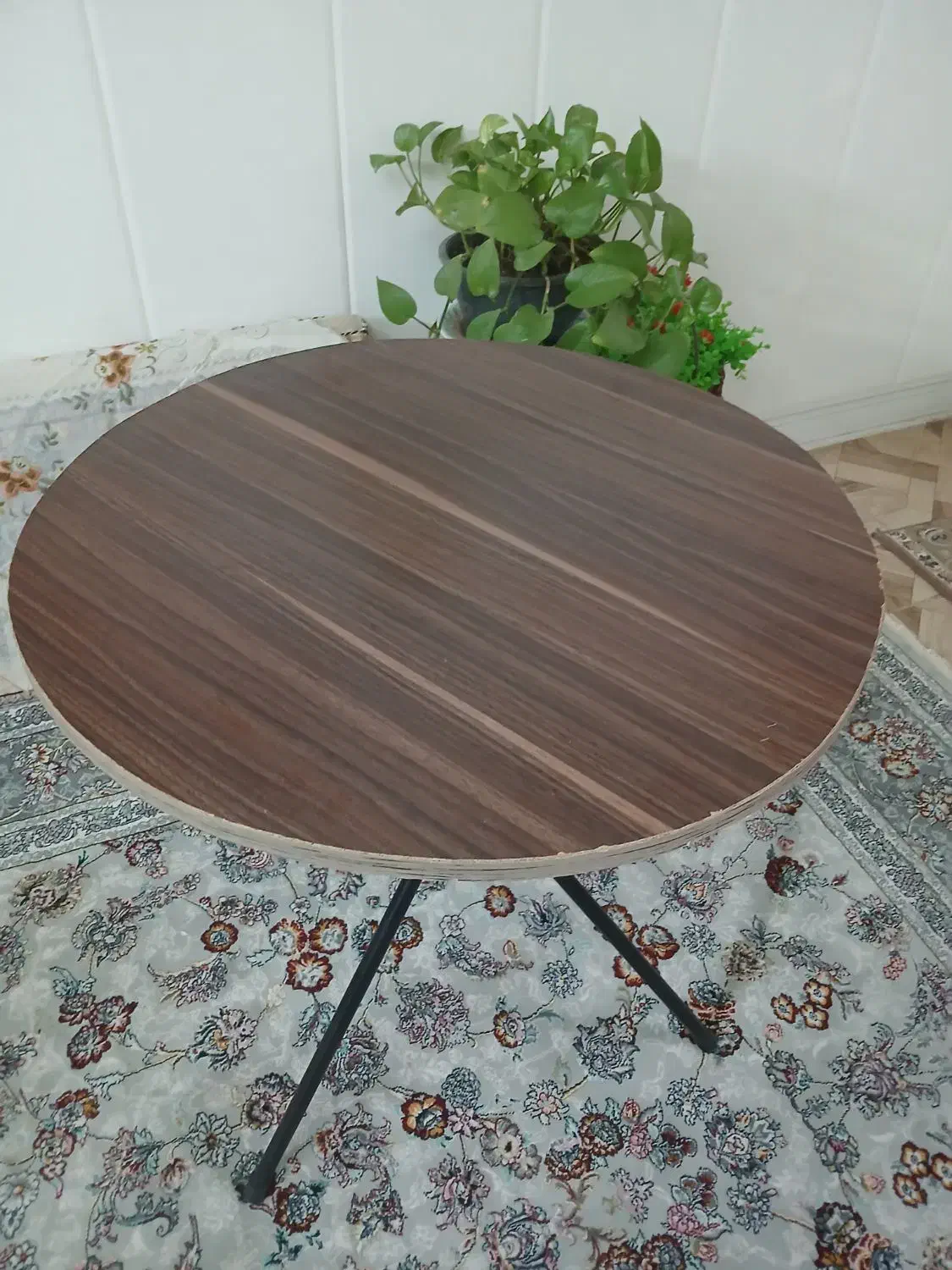 میز خاطره|میز و صندلی غذاخوری|قم, علی آباد سعدگان|دیوار