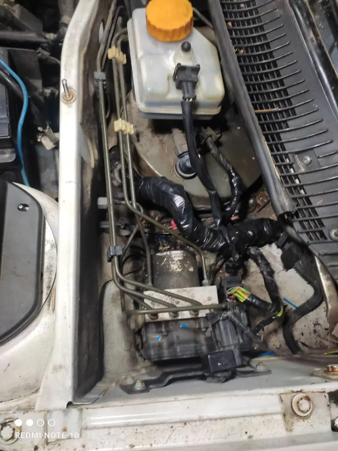 تکنسین برق ماشین روشن کردن  در محل باطری به باطری|خدمات موتور و ماشین|مشهد, هدایت|دیوار