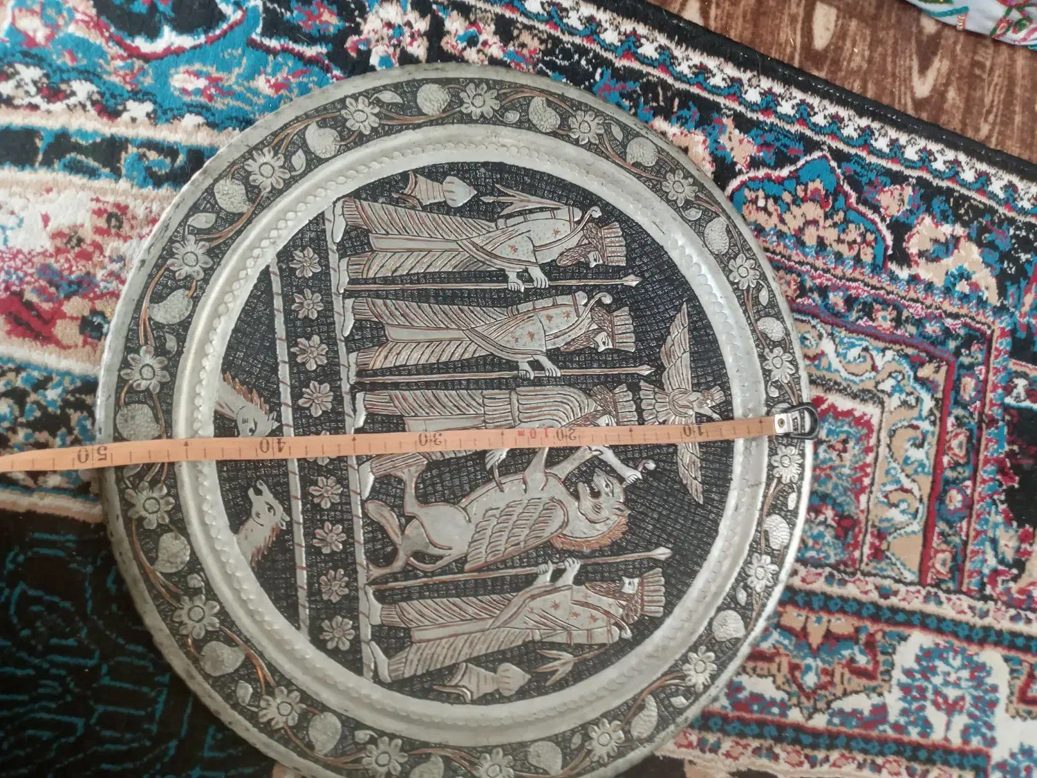 سینی قلمزنی قدیمی|صنایع دستی و سایر لوازم تزئینی|اصفهان, شاه پسند|دیوار