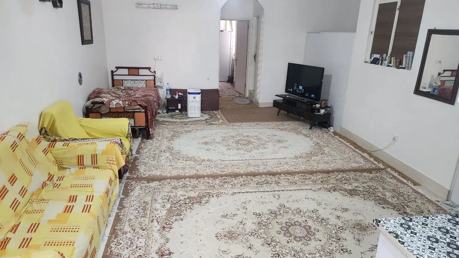 اجاره منزل ویلایی مبله|اجارهٔ کوتاهمدت آپارتمان و سوئیت|صدرا-فارس, فاز ۱|دیوار