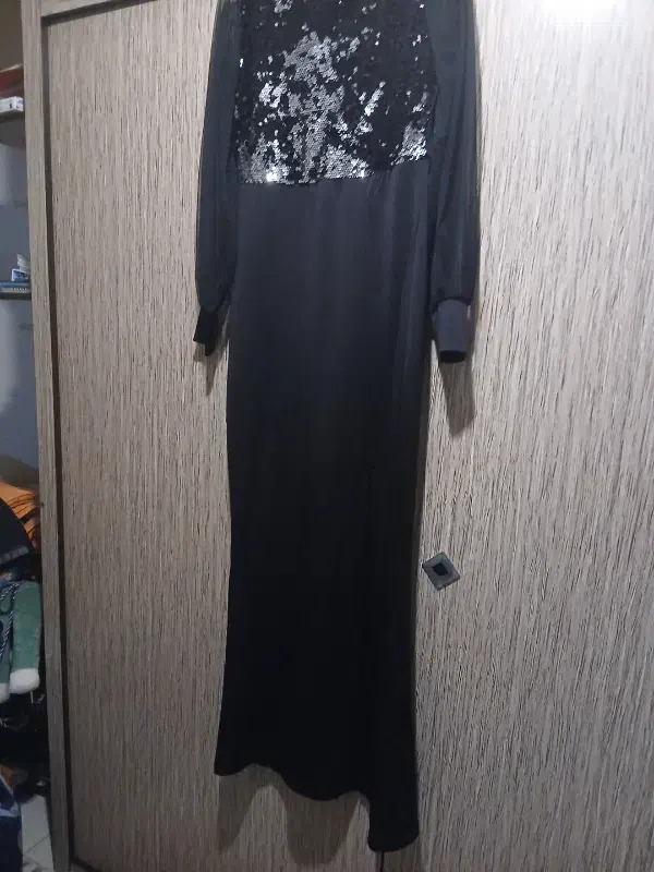 چند دست لباس مجلسی زنانه ودوتا دامن فون سایز۳۸و۳۶|لباس|فردیس, ثابتی|دیوار