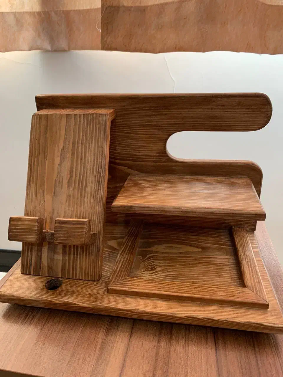 استند رومیزی موبایل اداری|کتابخانه، شلف، قفسههای دیواری|تهران, تجریش|دیوار