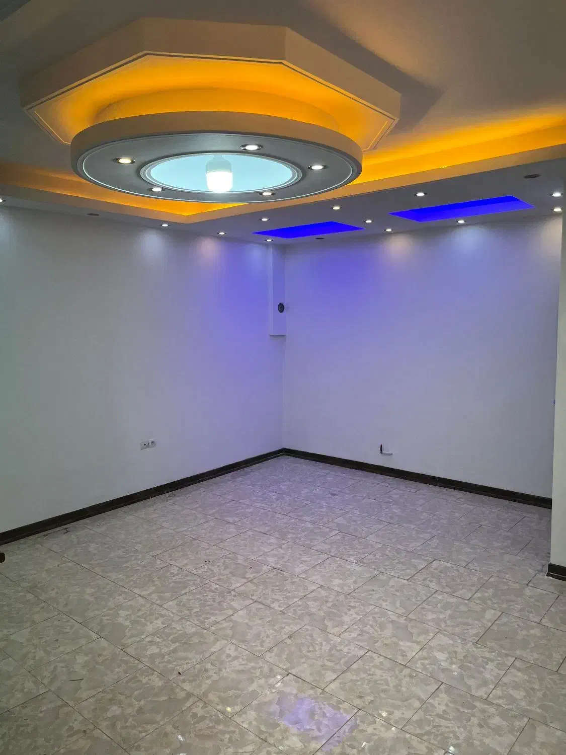 60متری روبنما اجاره ای|اجارهٔ آپارتمان|کهریزک, |دیوار