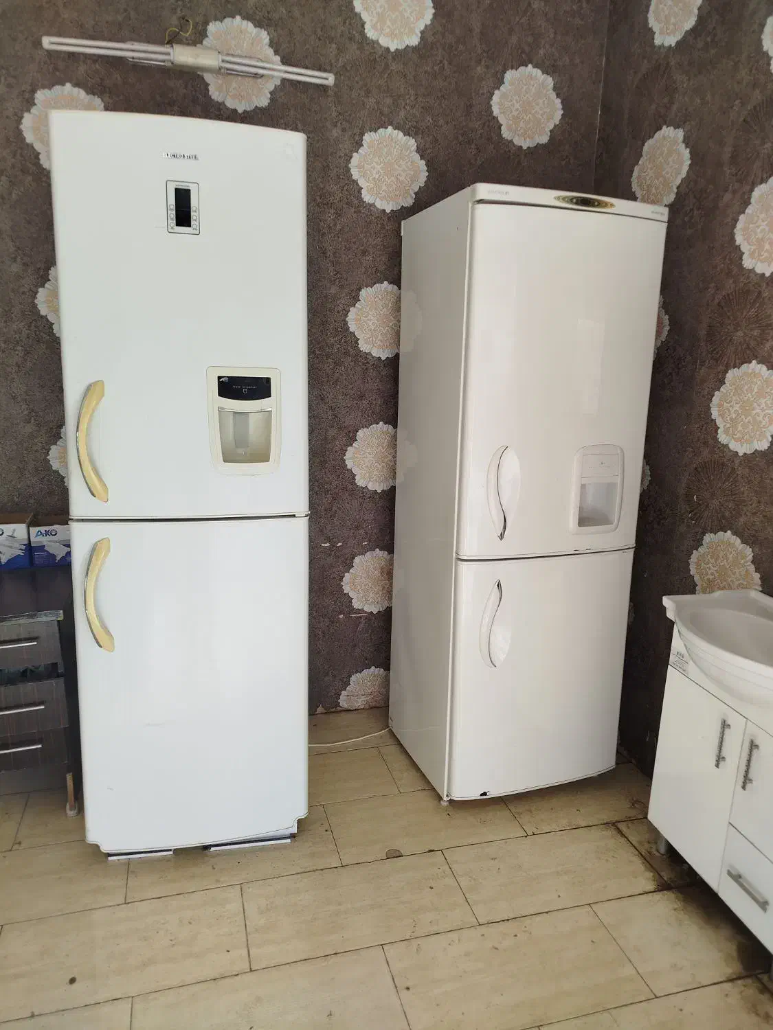 ۳ عدد یخچال فروشی|یخچال و فریزر|شیروان (خراسان), |دیوار