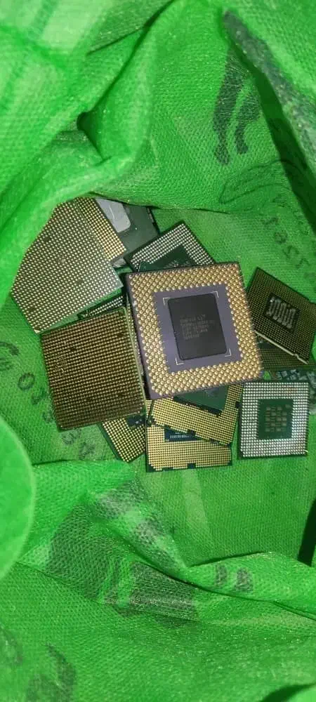 سی پی یو و برد|قطعات و لوازم جانبی رایانه|صومعه‌سرا, |دیوار