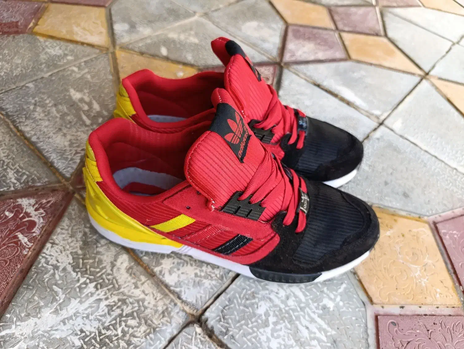 کتونی آدیداس نو|کیف، کفش، کمربند|گرمی, |دیوار