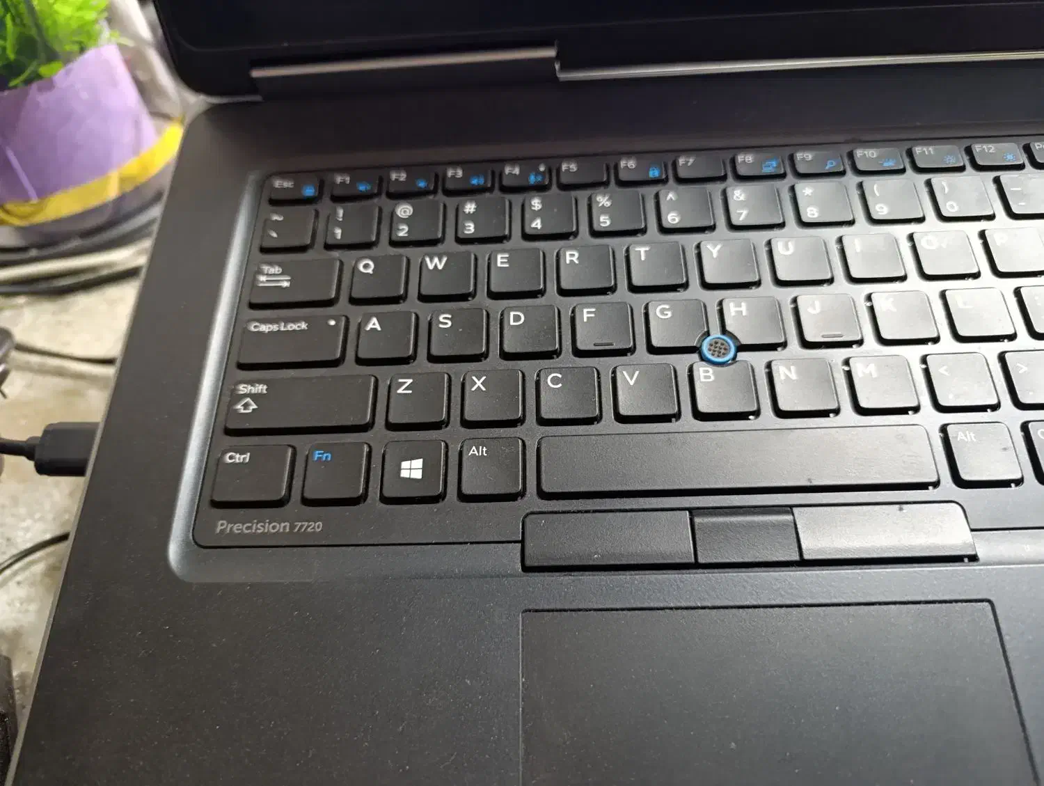 دل ۱۷اینچ|رایانه همراه|سنندج, |دیوار