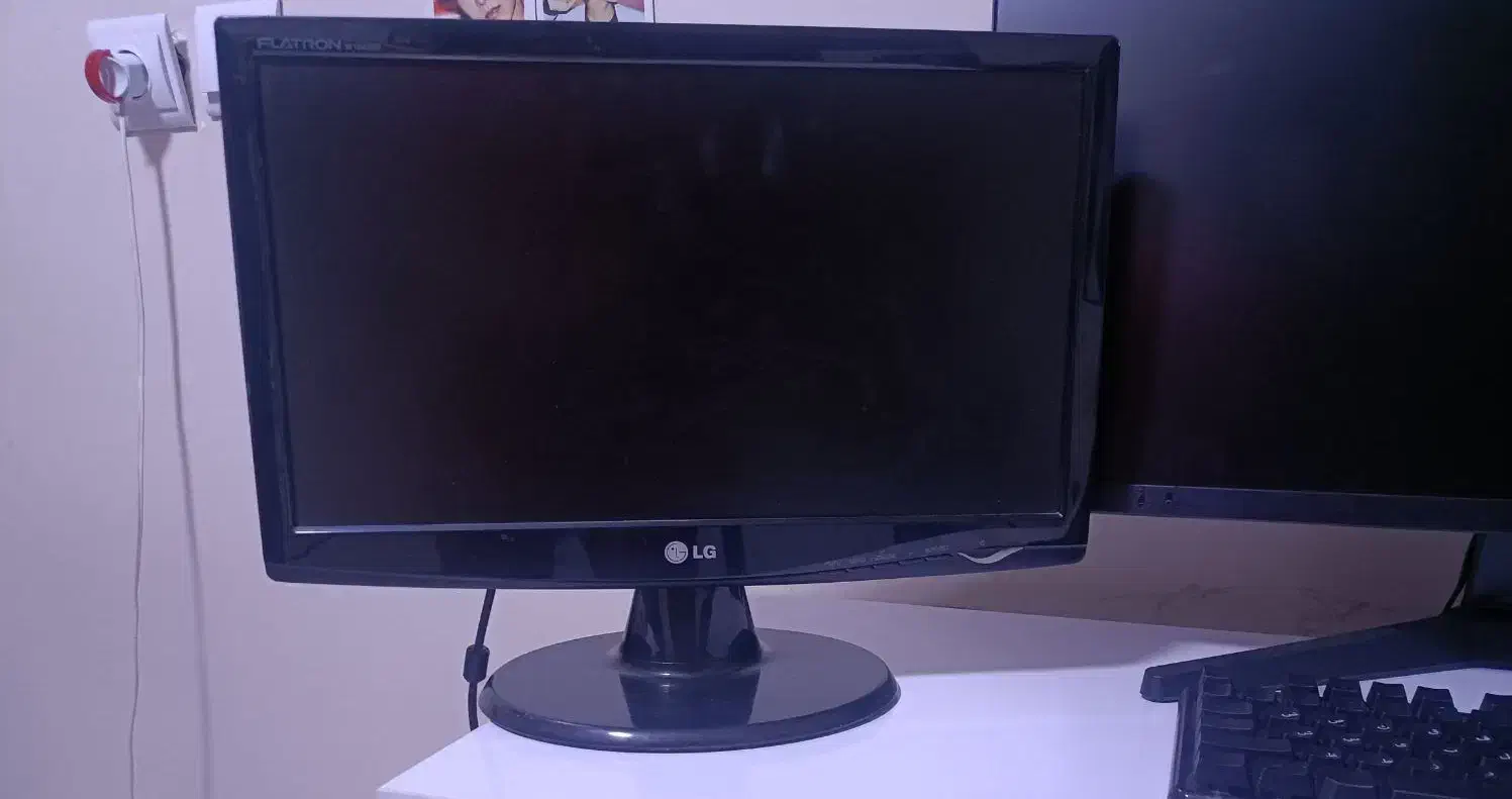 مانیتور ۱۹ اینچی ال جی|رایانه رومیزی|همدان, |دیوار