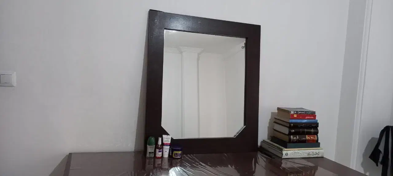 میز دراور و اینه چند کشو|جاکفشی، کمد، دراور|رشت, فلسطین|دیوار