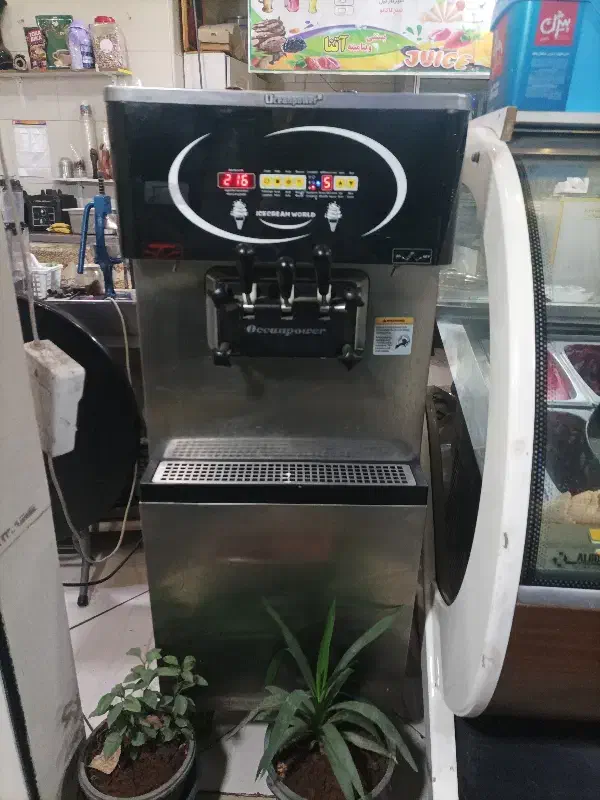 کلیه لوازم آب میوه بستنی به می رسد|فروشگاه و مغازه|زنجان, |دیوار