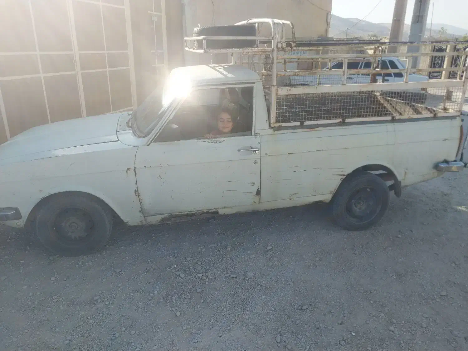 فروش وانت بار ۸۳|خودرو سواری و وانت|کازرون, |دیوار