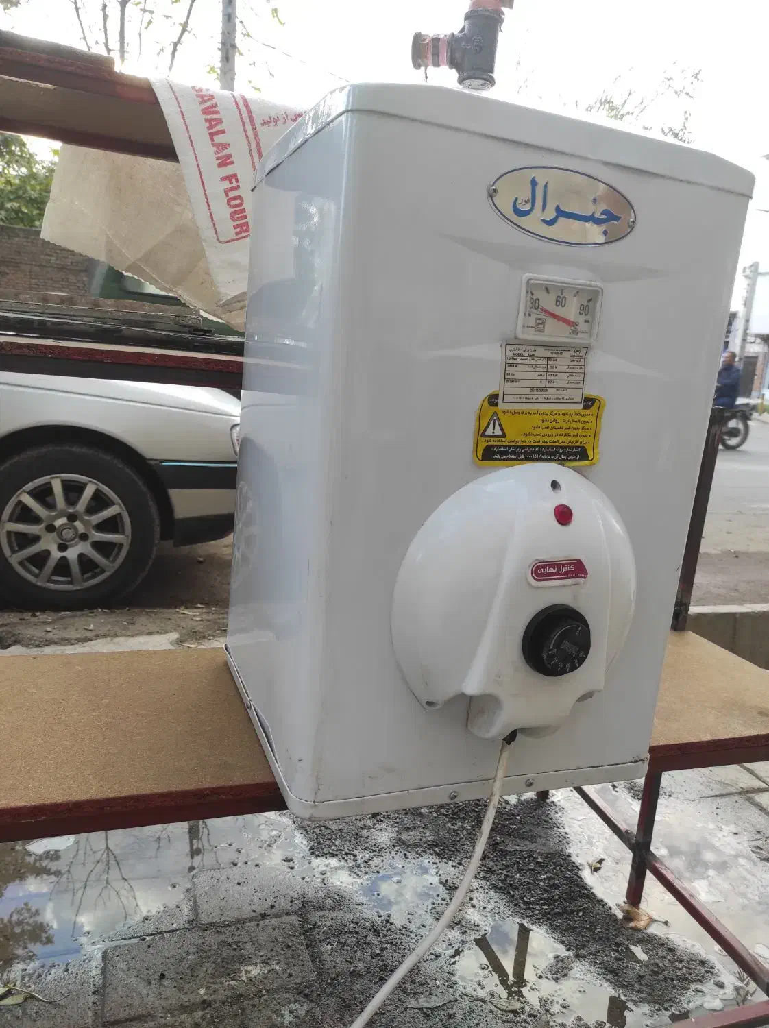 آب گرم کن برقی کم مصرف|آبگرمکن، پکیج، شوفاژ|خوی, |دیوار