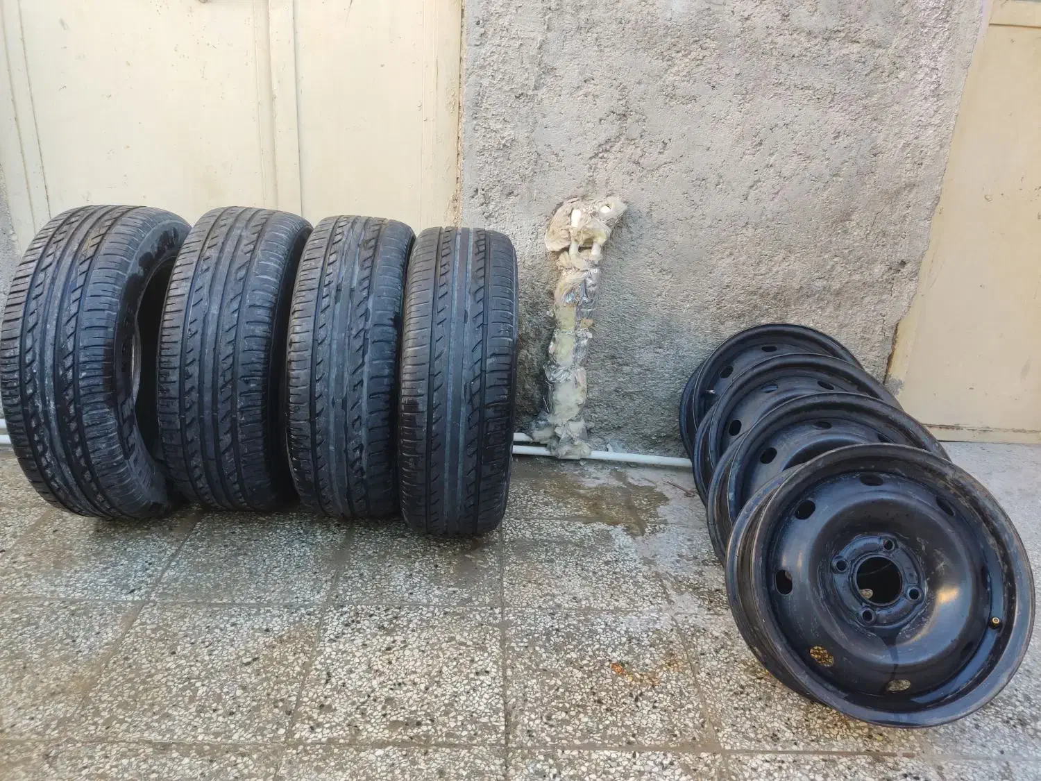 ۴عددرینگ ۱۴پژو در حد و۴عدد لاستیک (۱۵) ۱۹۵کویرتایر|قطعات یدکی و لوازم جانبی|زابل, |دیوار