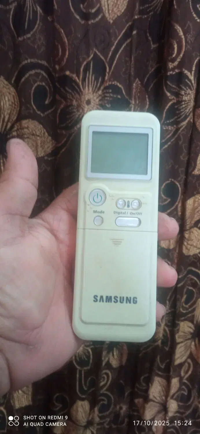 ریموت کنترل اسپیلت 12هزارسامسونگ فقط۳۰۰ت|کولر گازی و فنکوئل|فسا, |دیوار