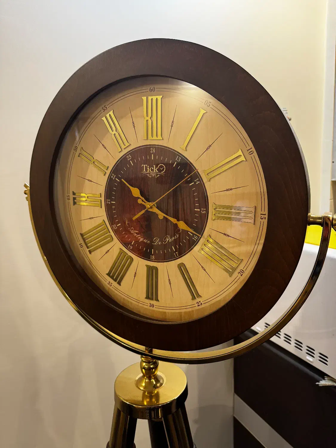 ساعت ایستاده|ساعت دیواری و تزئینی|تهران, فدک|دیوار