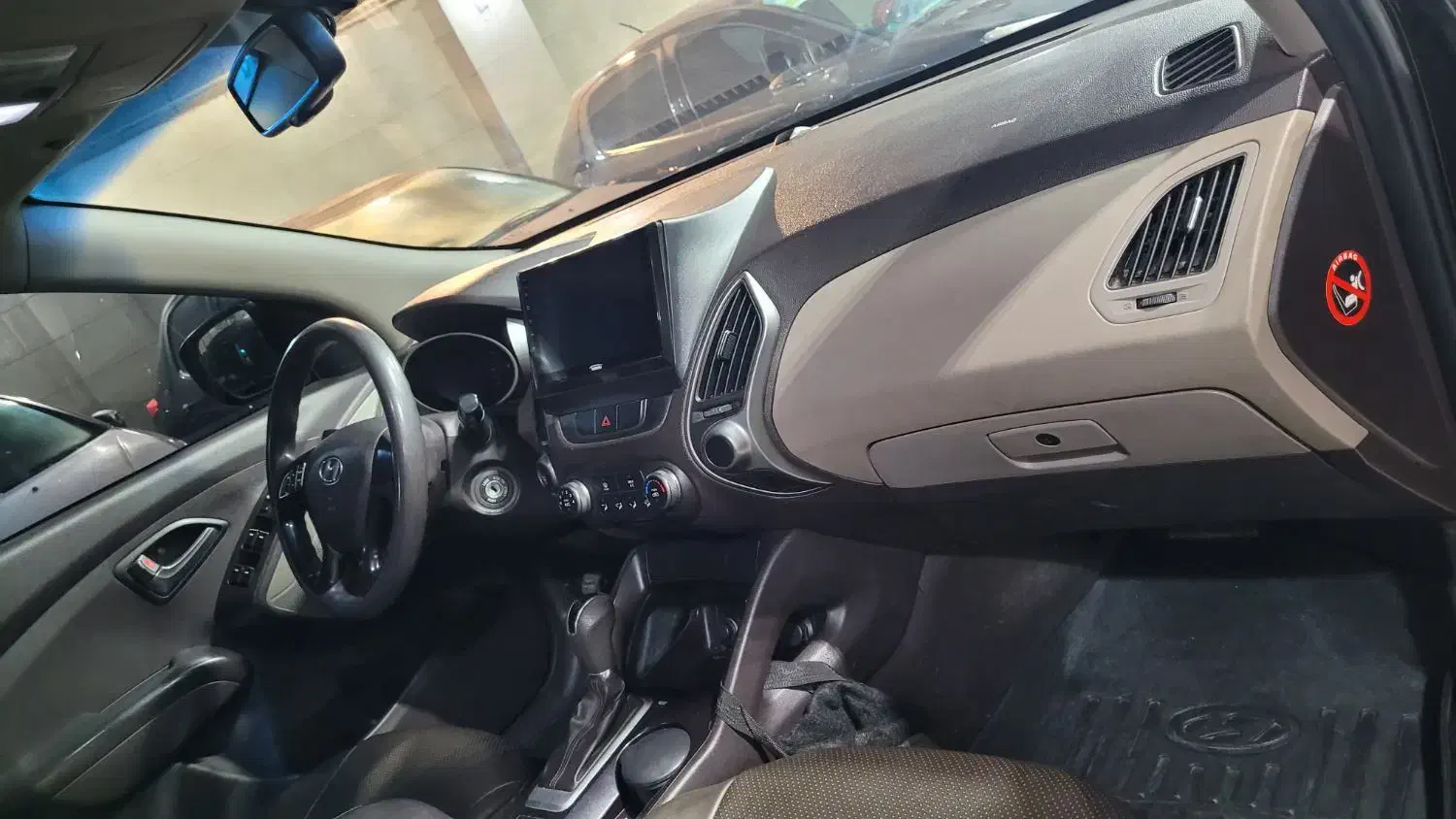 توسان ۲۰۱۵ تک دف بدون نمونه منطقه آزاد|خودرو سواری و وانت|رشت, کوی امام رضا|دیوار