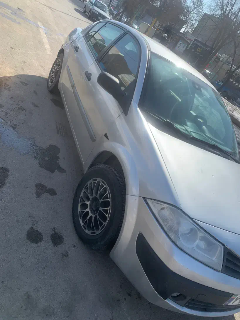 مگان ۱۶۰۰وارداتی|خودرو سواری و وانت|اردبیل, |دیوار