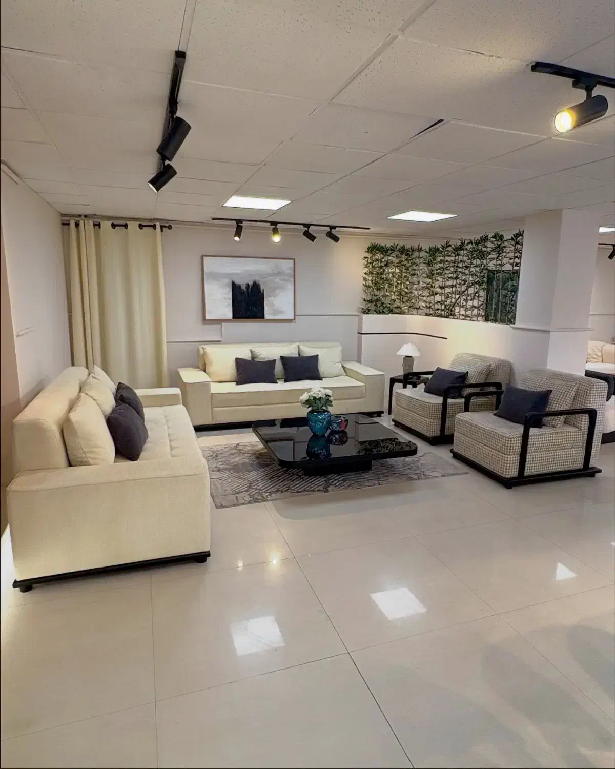 راحتی|مبلمان خانگی و میز عسلی|گرگان, |دیوار