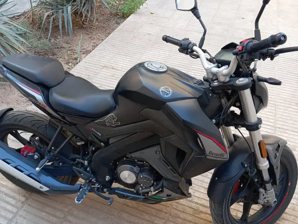 بنای۱۸۰|موتورسیکلت|سمنان, |دیوار