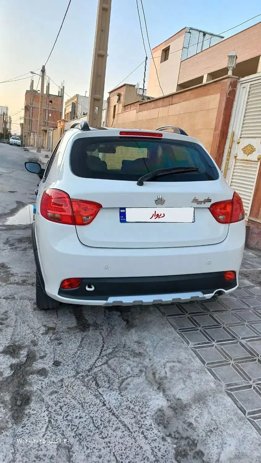 کوئیک R دو رنگ ۱۴۰۲|خودرو سواری و وانت|ایلام, |دیوار