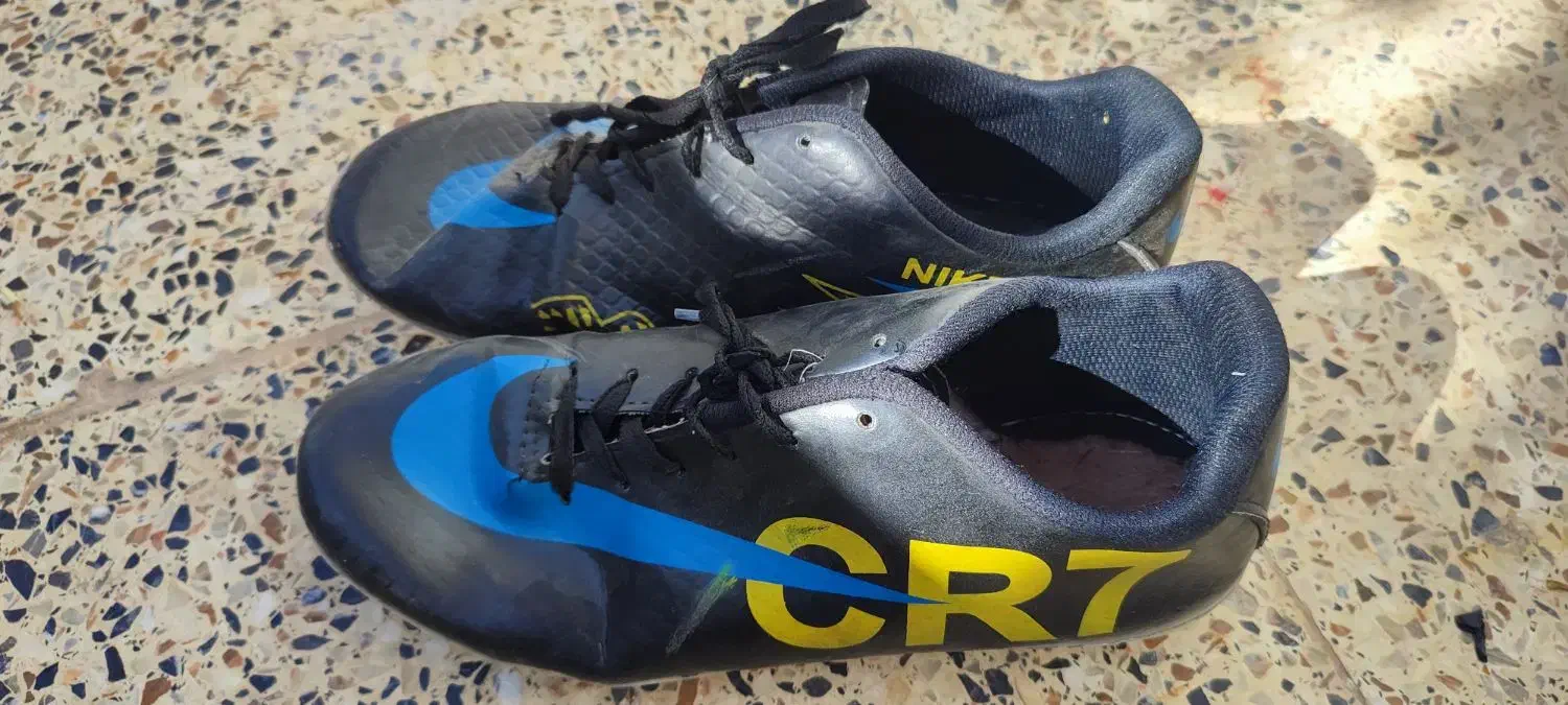 کفش چمنی سایز45|کیف، کفش، کمربند|داران, |دیوار