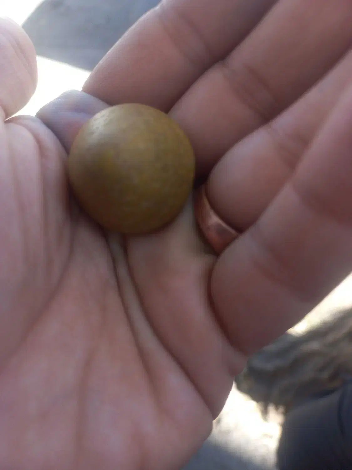 سنگ قدیمی بصورت هرمی|جواهرات|قزوین, |دیوار