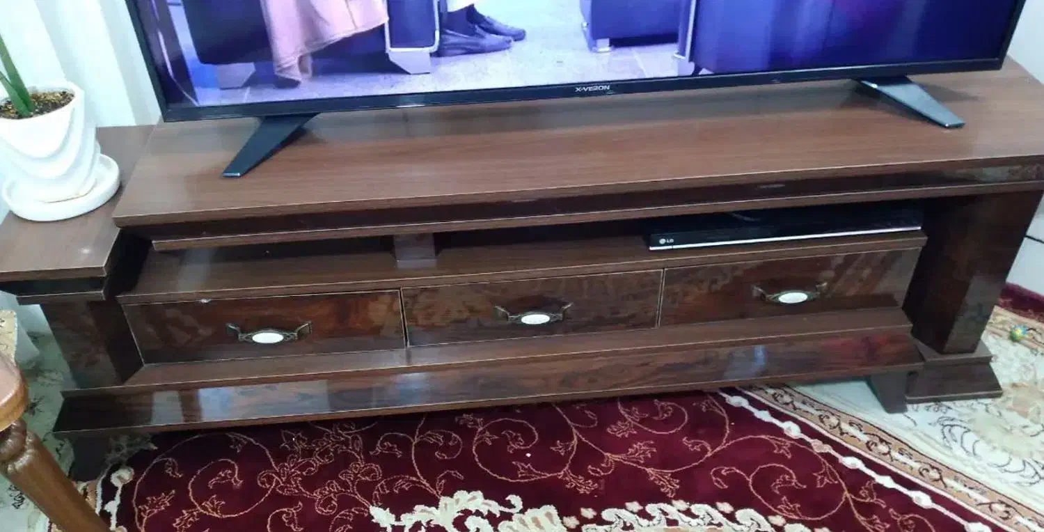 میز تلویزیون ( تخفیف خورد )|میز تلویزیون|کاشان, کارگر|دیوار