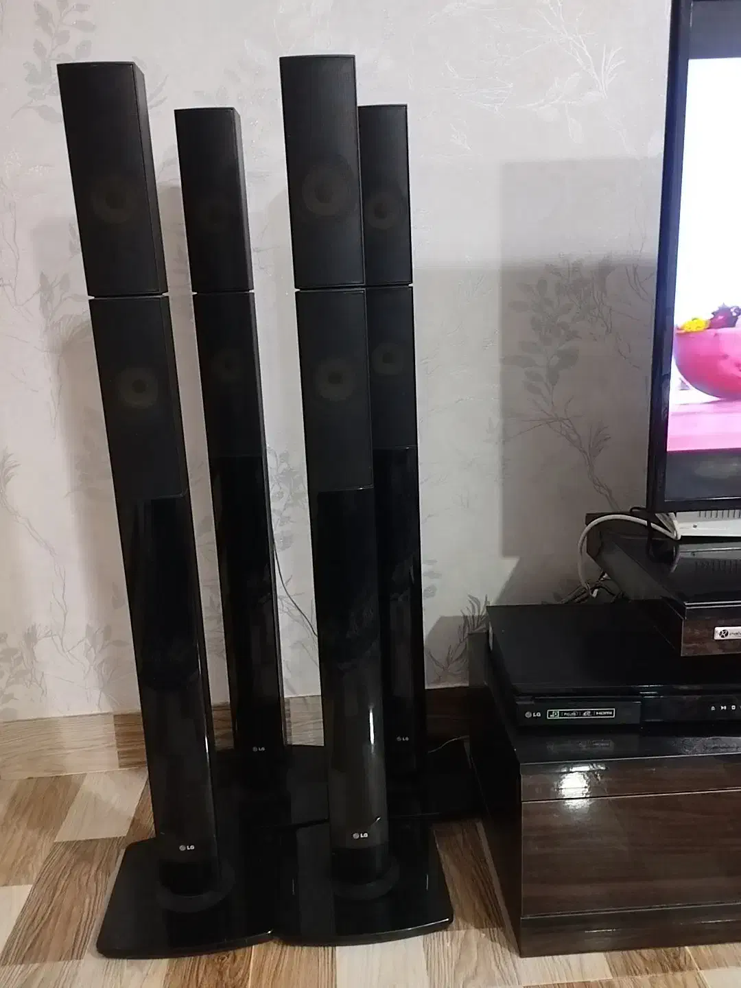 سینما خانواده ال جی چهارباندوصاب فروشی درحدنو|سیستم صوتی خانگی|خنداب, |دیوار