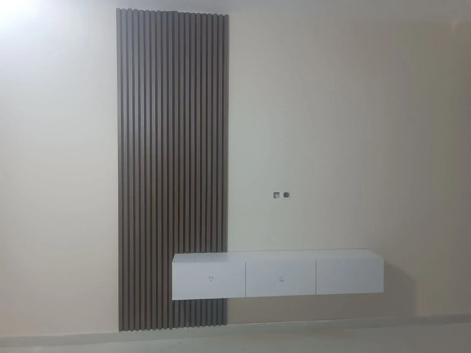 اجرای تی وی وال شیک و مدرن با طراحی اختصاصیTV|خدمات پیشه و مهارت|کرمانشاه, |دیوار