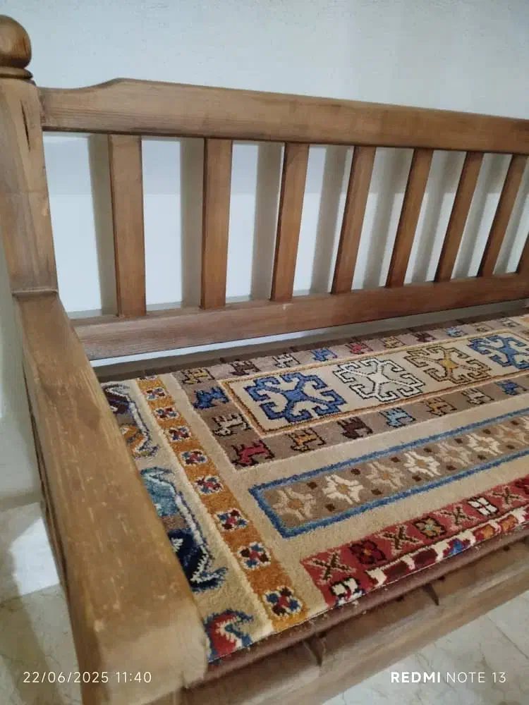 نیمکت چوبی|صندلی و نیمکت|رشت, بوسار|دیوار