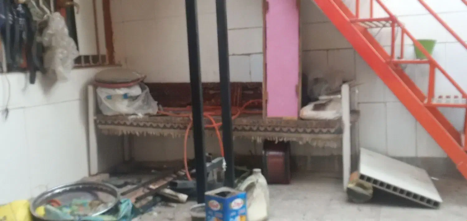 تخت آهنی|تخت و سرویس خواب|اهواز, زیتون کارگری|دیوار